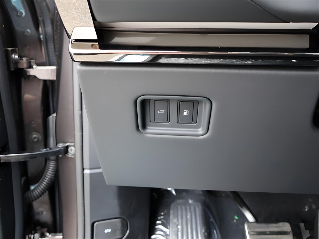2025 Land Rover Range Rover Sport SE photo 28