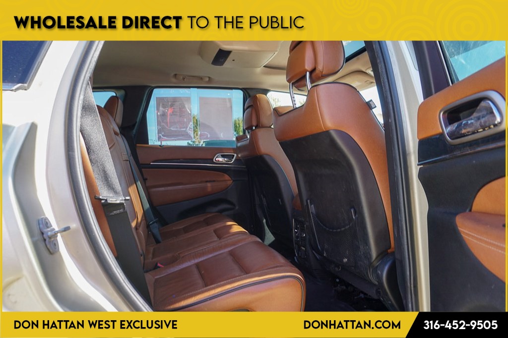 2012 Jeep Grand Cherokee Overland photo 21