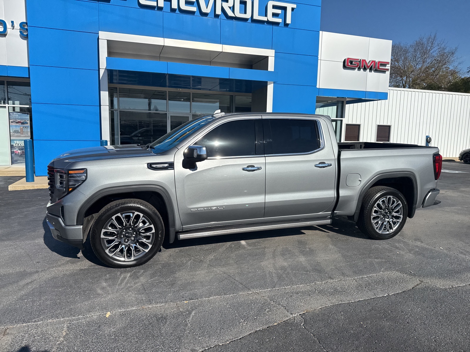 2024 Gmc Sierra 1500 Denali Ultimate photo 4