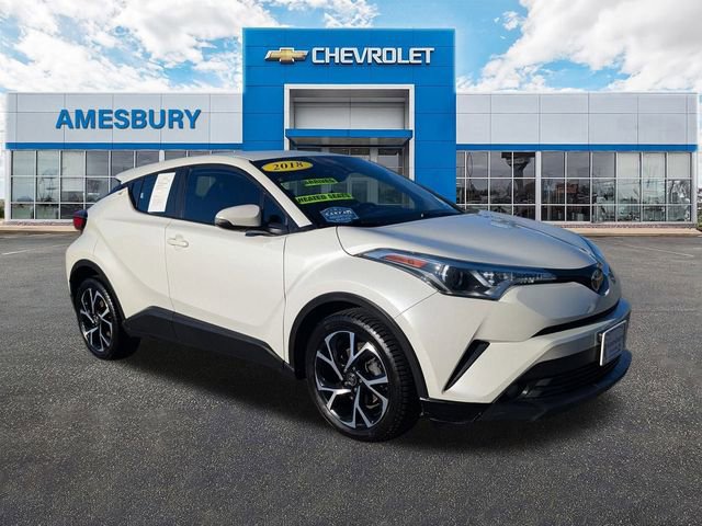 2018 Toyota C-HR XLE Premium's photo