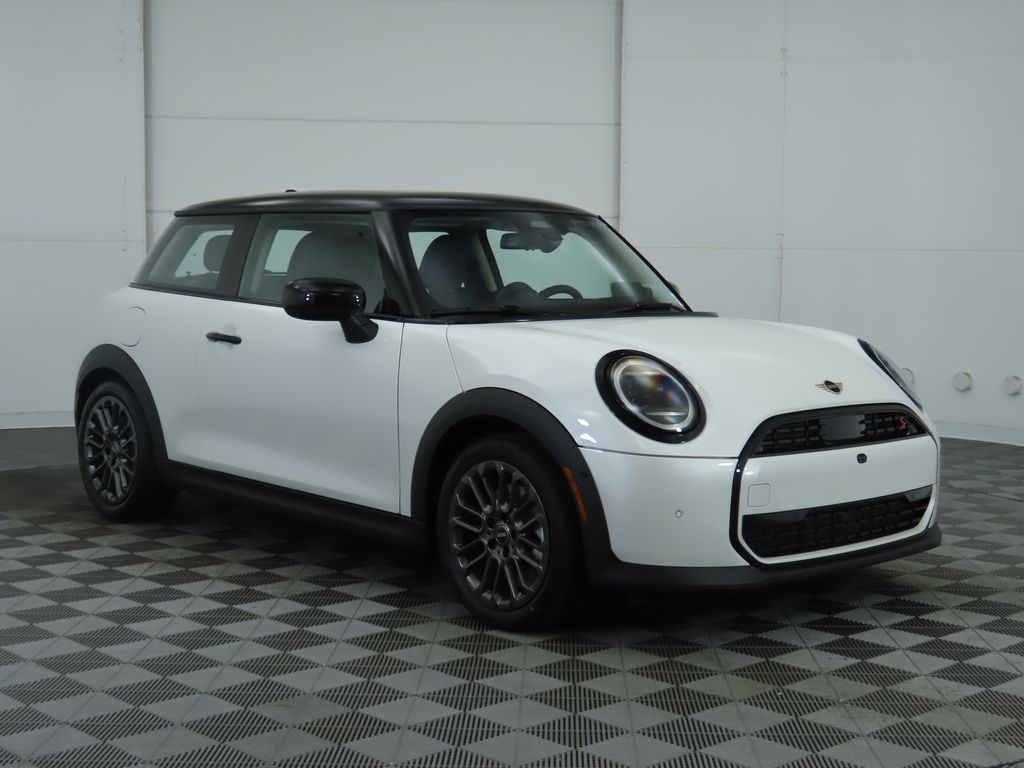 2025 Mini Countryman S Iconic photo 3