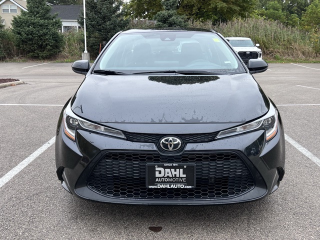 Used 2022 Toyota Corolla LE with VIN 5YFEPMAE5NP368822 for sale in Kansas City