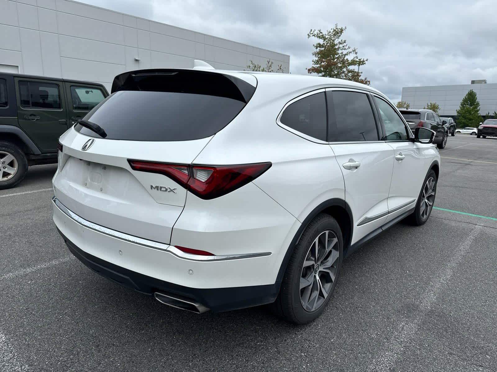 2023 Acura MDX Technology photo 3