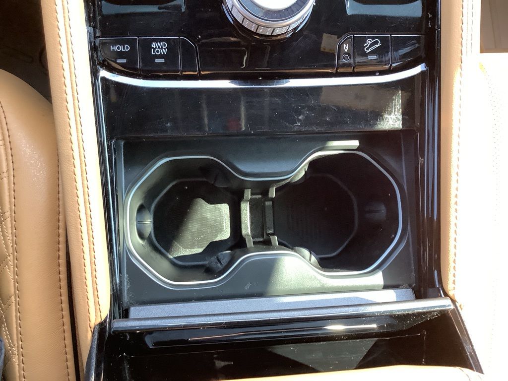 2023 Jeep Grand Cherokee L Summit photo 18