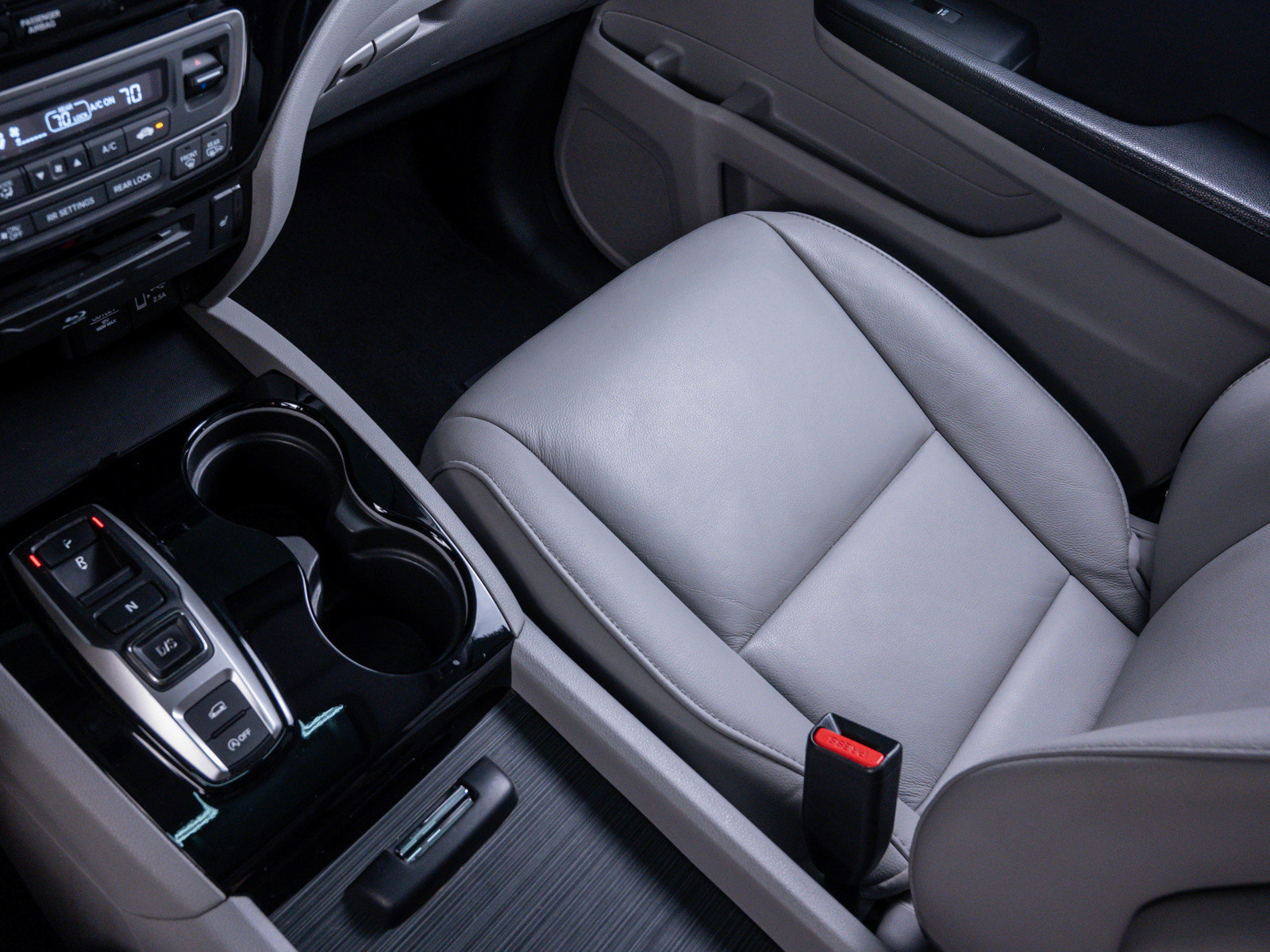 2019 Honda Pilot Touring photo 23