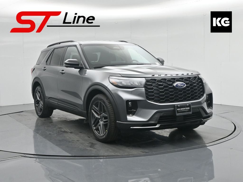 2026 Ford Explorer ST-LINE's photo