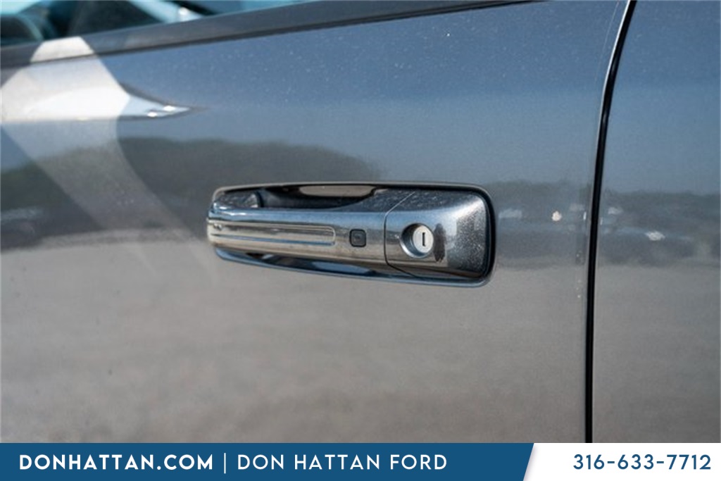 2020 Ram 1500 Rebel photo 26