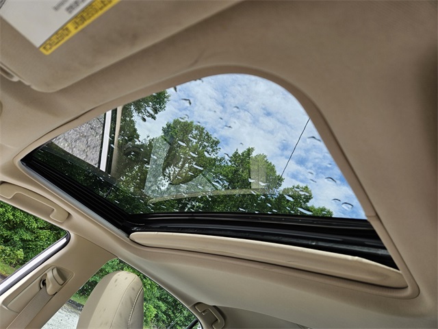 2023 Toyota Camry Hybrid LE photo 18