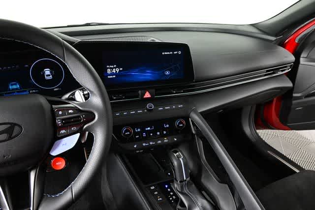 2024 Hyundai Elantra N Base photo 13