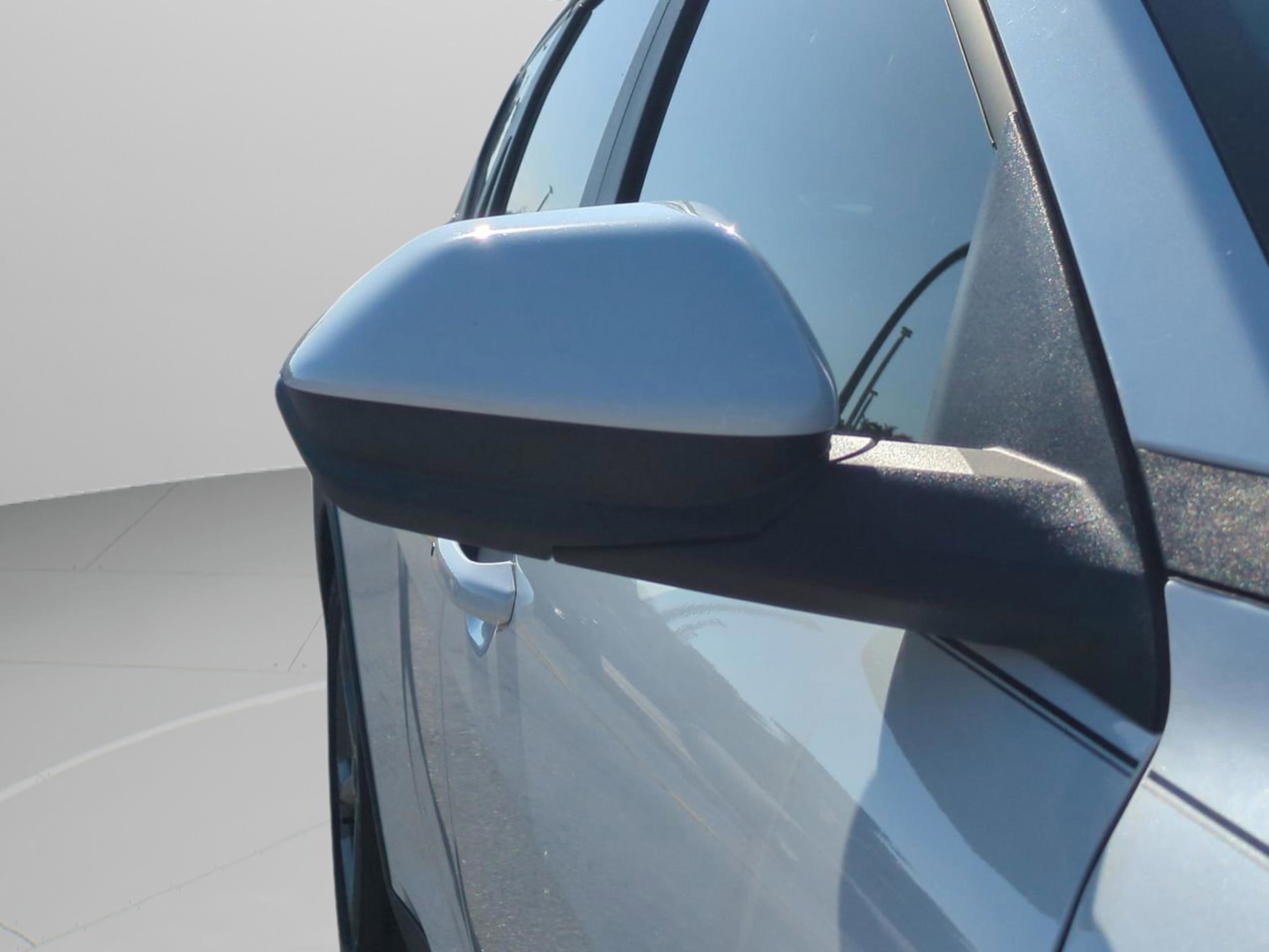 2025 Kia K4 LXS photo 9
