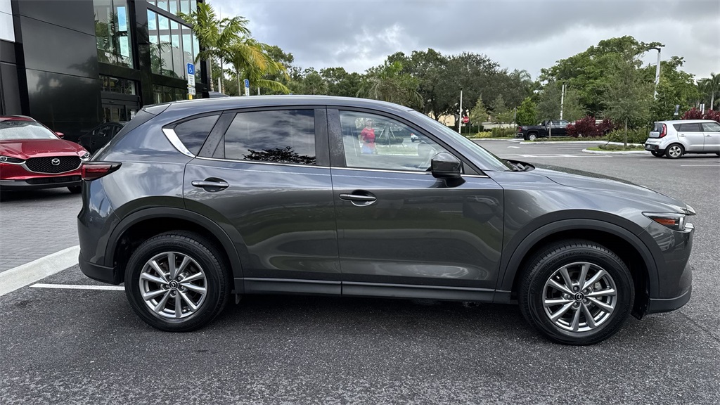2023 Mazda CX-5 2.5 S Preferred photo 5