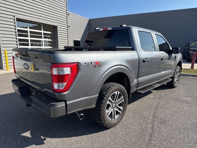 2022 Ford F-150 XL photo 3