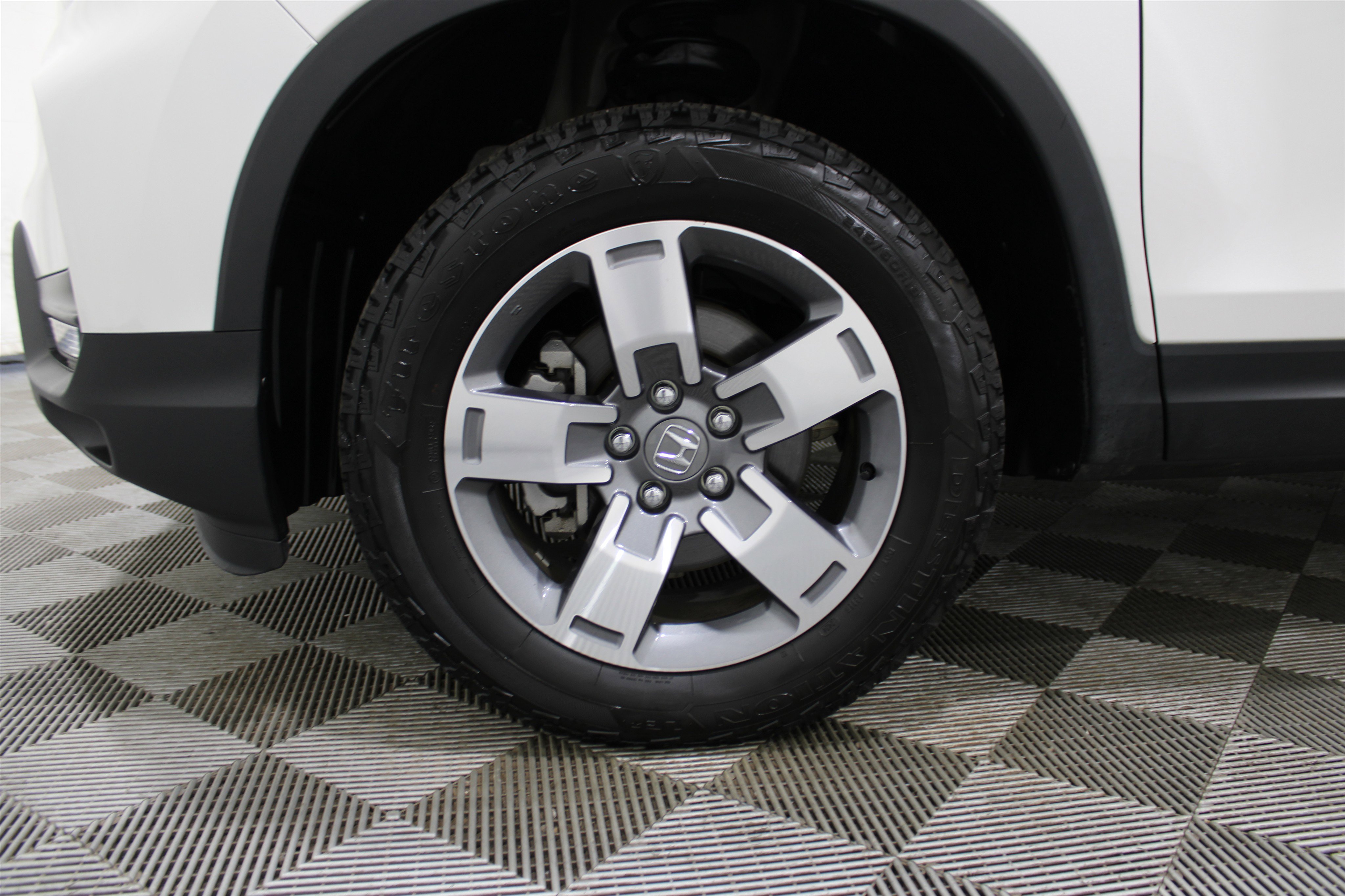 2024 Honda Ridgeline RTL photo 30