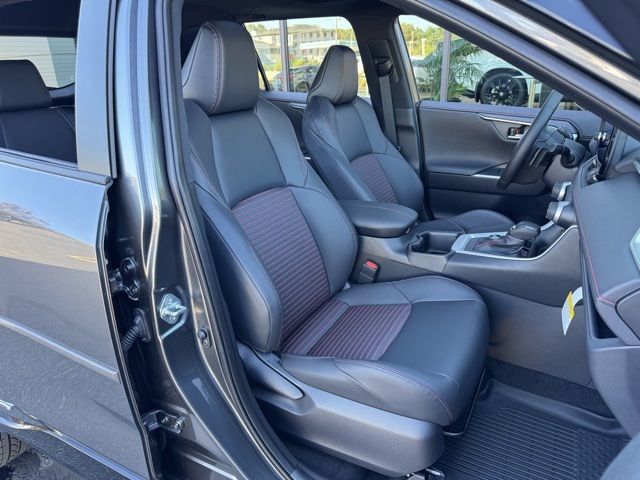 2025 Toyota RAV4 Hybrid XSE photo 22