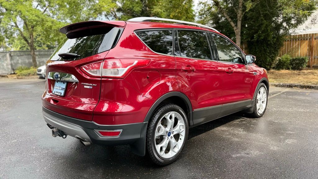 2015 Ford Escape Titanium photo 9