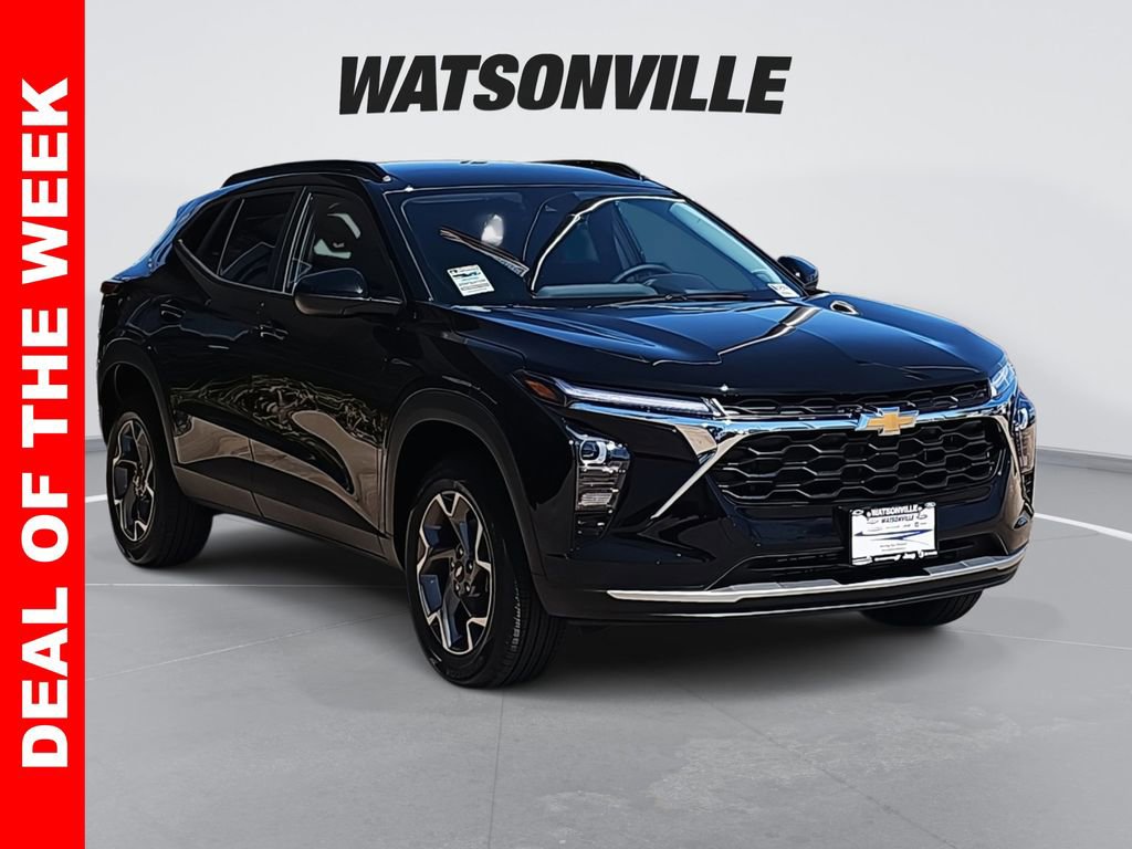 2025 Chevrolet Trax LT's photo