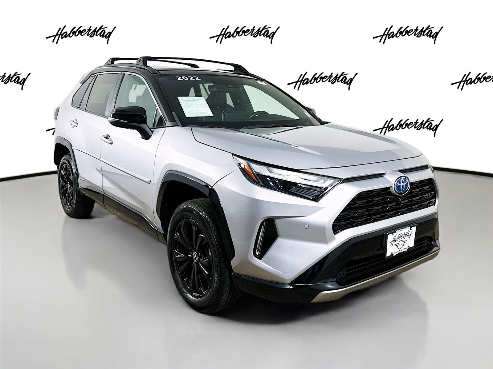 2022 Toyota RAV4 Hybrid XSE photo 3