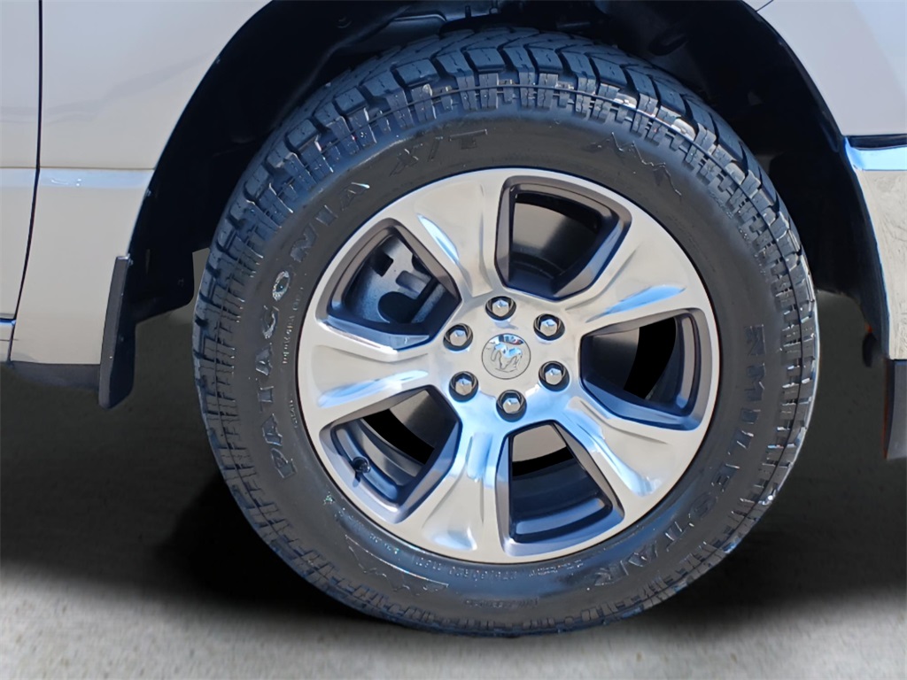 2023 Ram 1500 Laramie photo 25