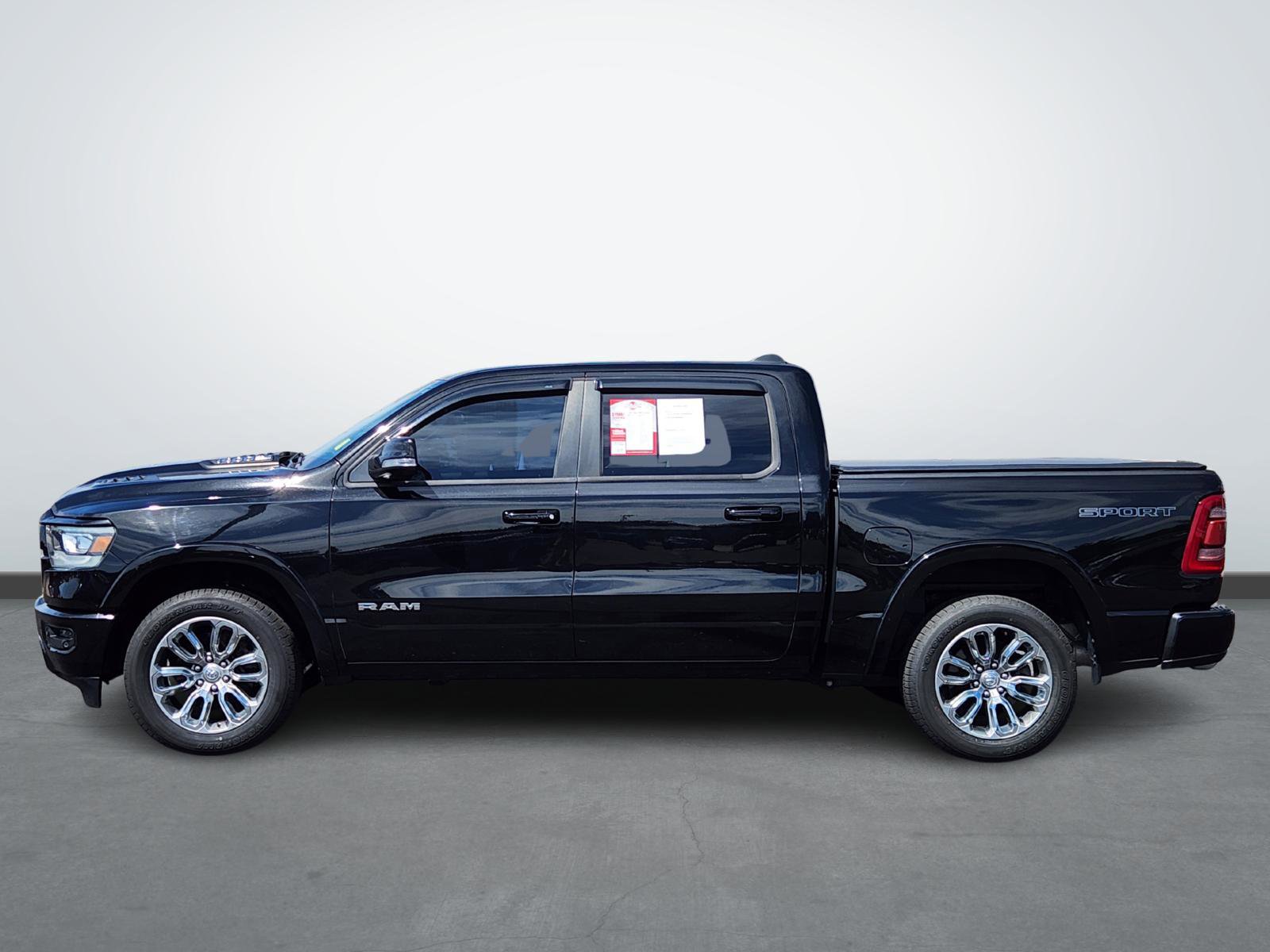 2021 Ram 1500 Laramie photo 2