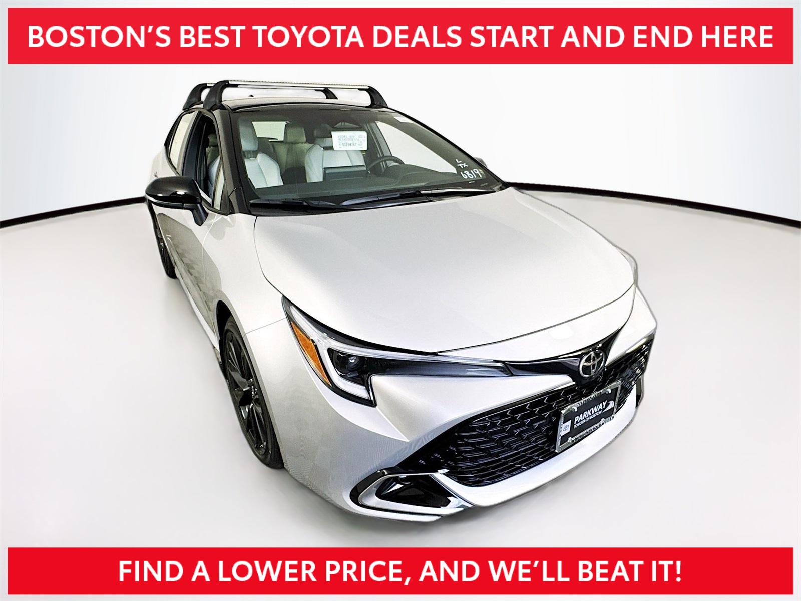 2025 Toyota Corolla Hatchback XSE's photo