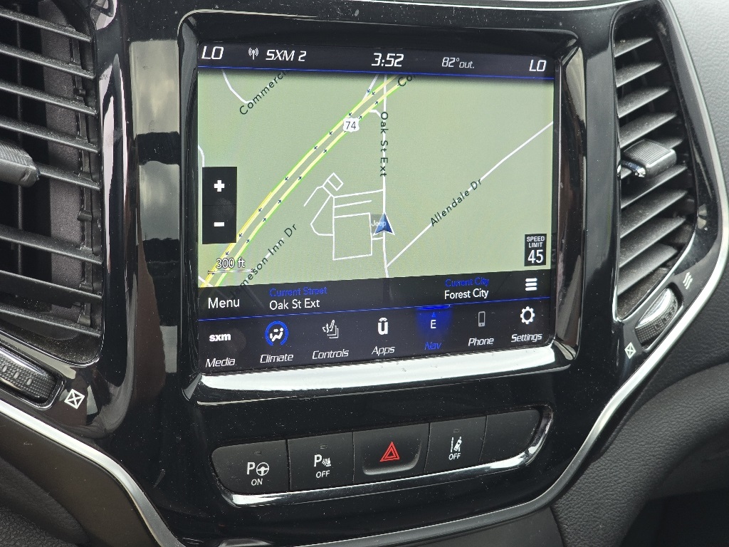 2021 Jeep Cherokee Limited photo 2