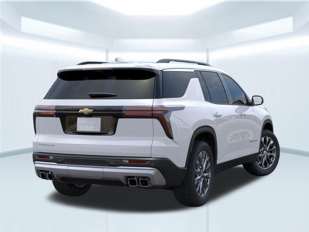 2026 Chevrolet Traverse photo 3