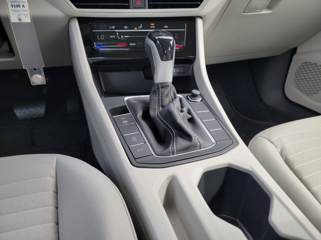 2025 Volkswagen Jetta 1.5T S photo 23