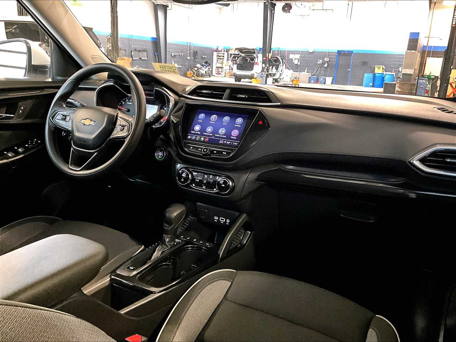 2022 Chevrolet Trailblazer LT photo 13