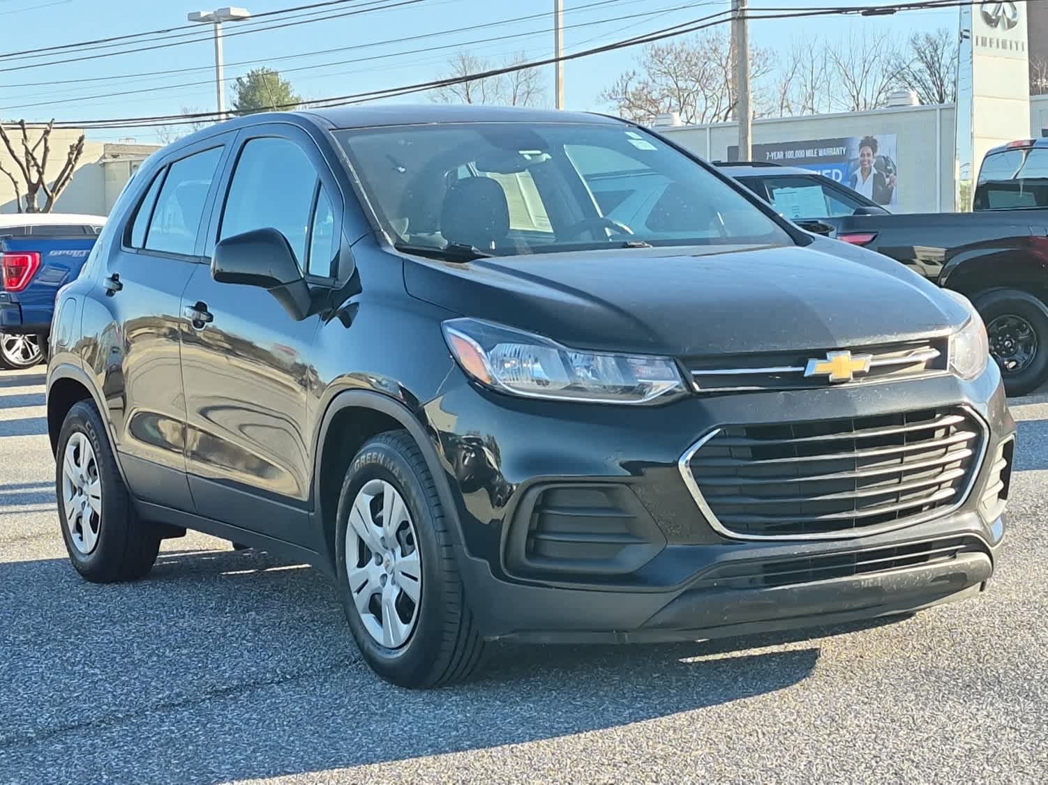 Used 2018 Chevrolet Trax LS with VIN 3GNCJKSB8JL413896 for sale in Newark, DE