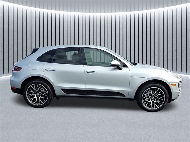 2018 Porsche Macan S photo 2