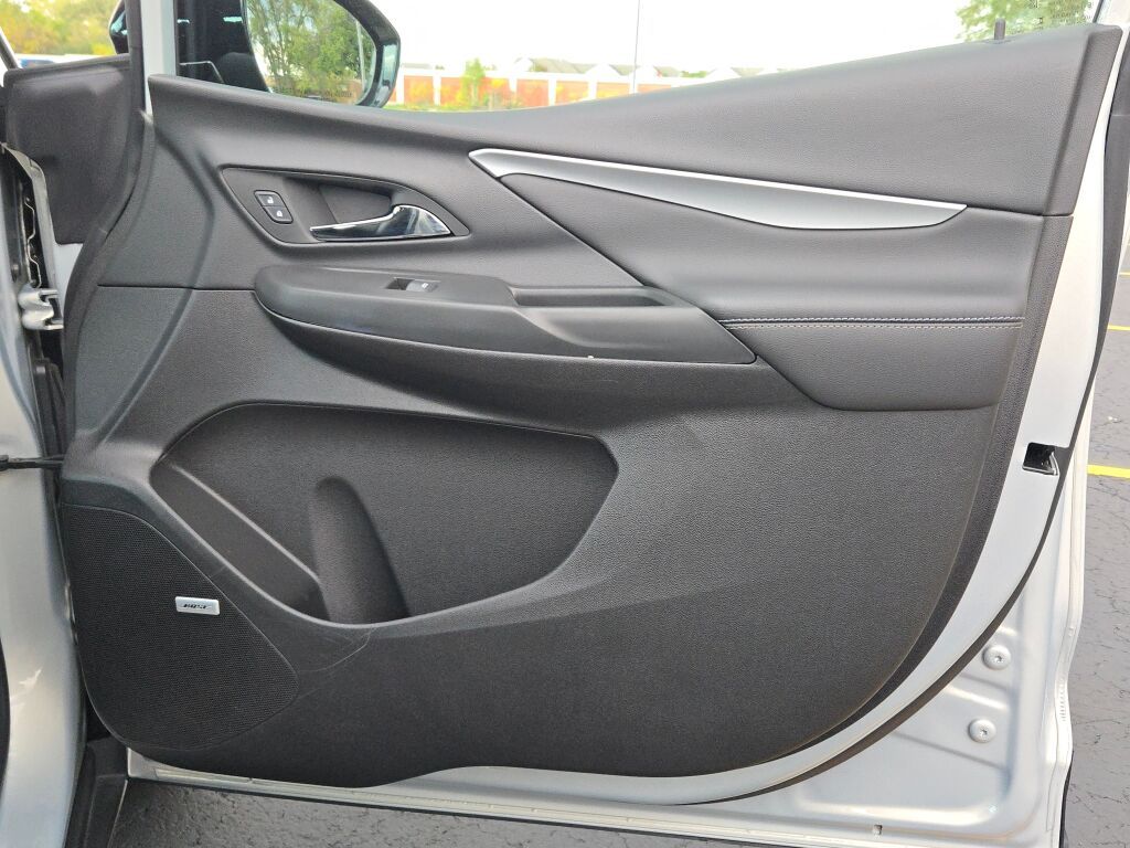 2023 Chevrolet Bolt EV 2LT photo 6