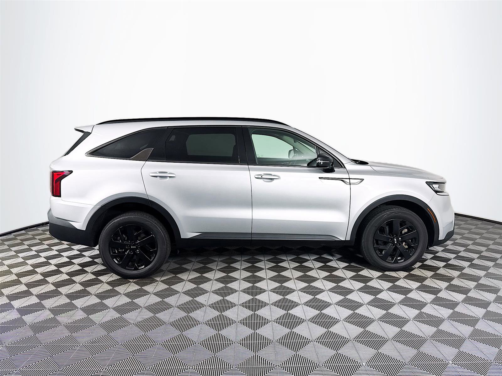 2021 Kia Sorento S photo 8