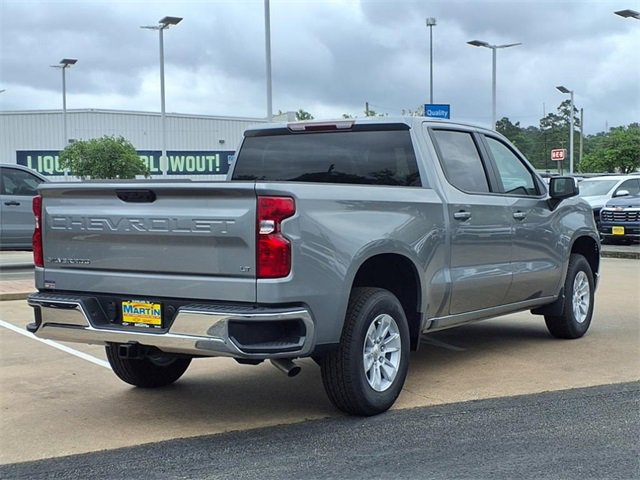 2025 Chevrolet Silverado 1500 LT photo 2
