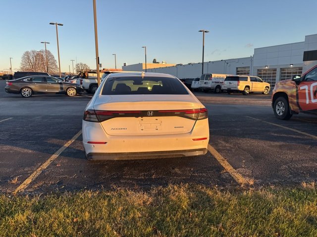 2024 Honda Accord Hybrid EX-L photo 4