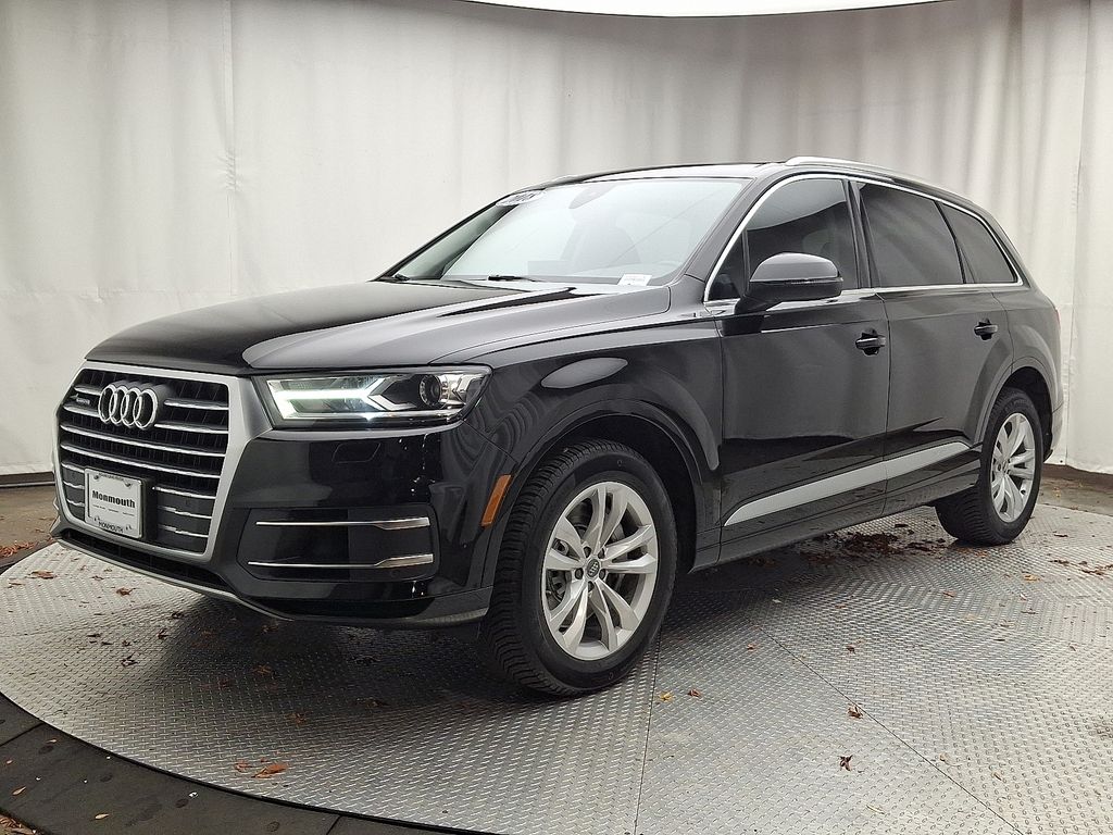 2018 Audi Q7 Premium Plus's photo