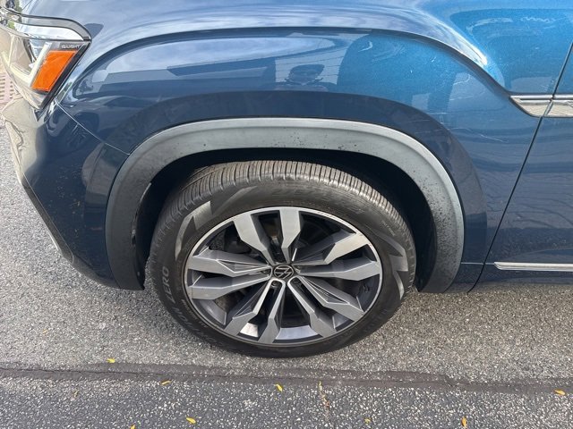 2021 Volkswagen Atlas Cross Sport V6 SEL R-Line photo 3