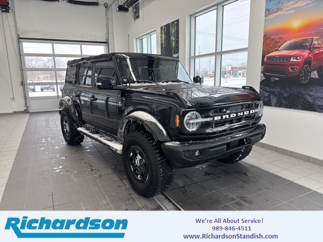 2021 Ford Bronco 4-Door Outer Banks's photo