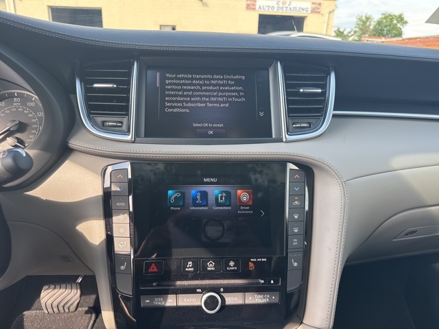 2025 Infiniti QX50 Luxe AWD photo 13
