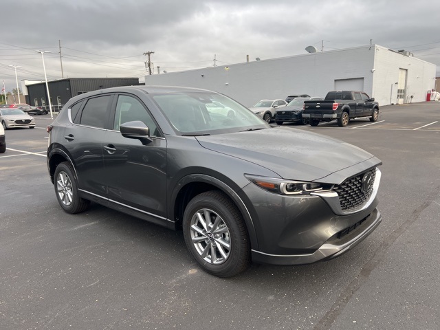 2025 Mazda CX-5 S Select Package's photo