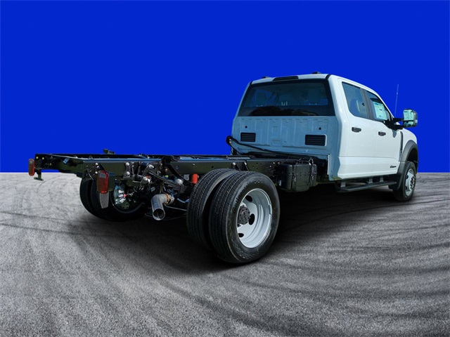 2026 Ford F-450 photo 2