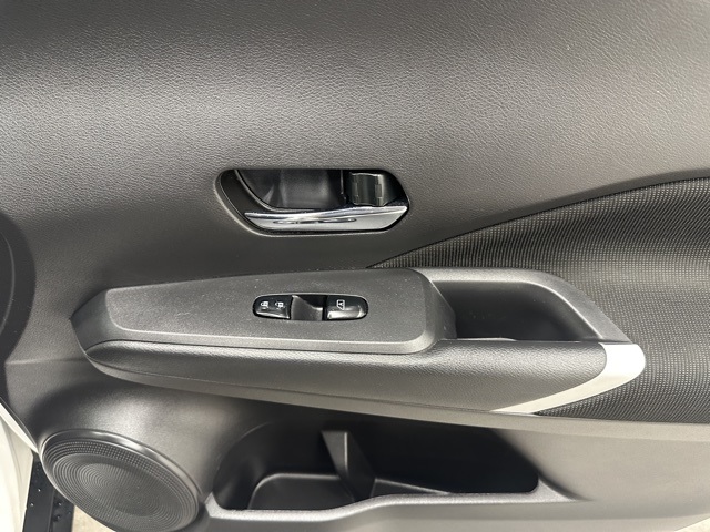 2021 Nissan Kicks SV photo 8