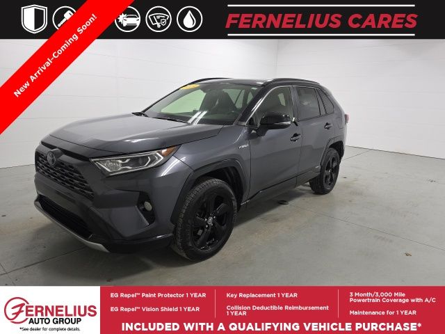 2019 Toyota RAV4 Hybrid XSE photo 2