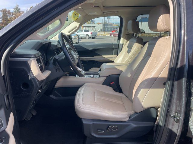 2024 Ford Expedition MAX Limited photo 2