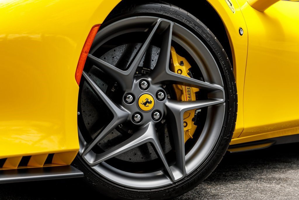 2022 Ferrari F8 Spider photo 10