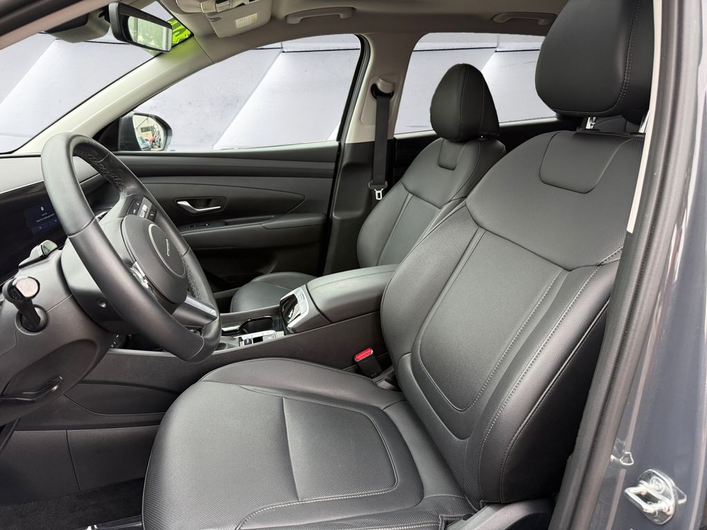 2025 Hyundai Tucson SEL Convenience photo 8