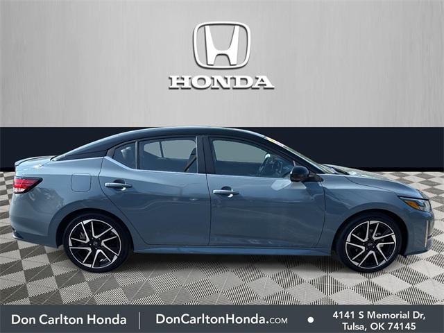 2024 Nissan Sentra SR photo 2