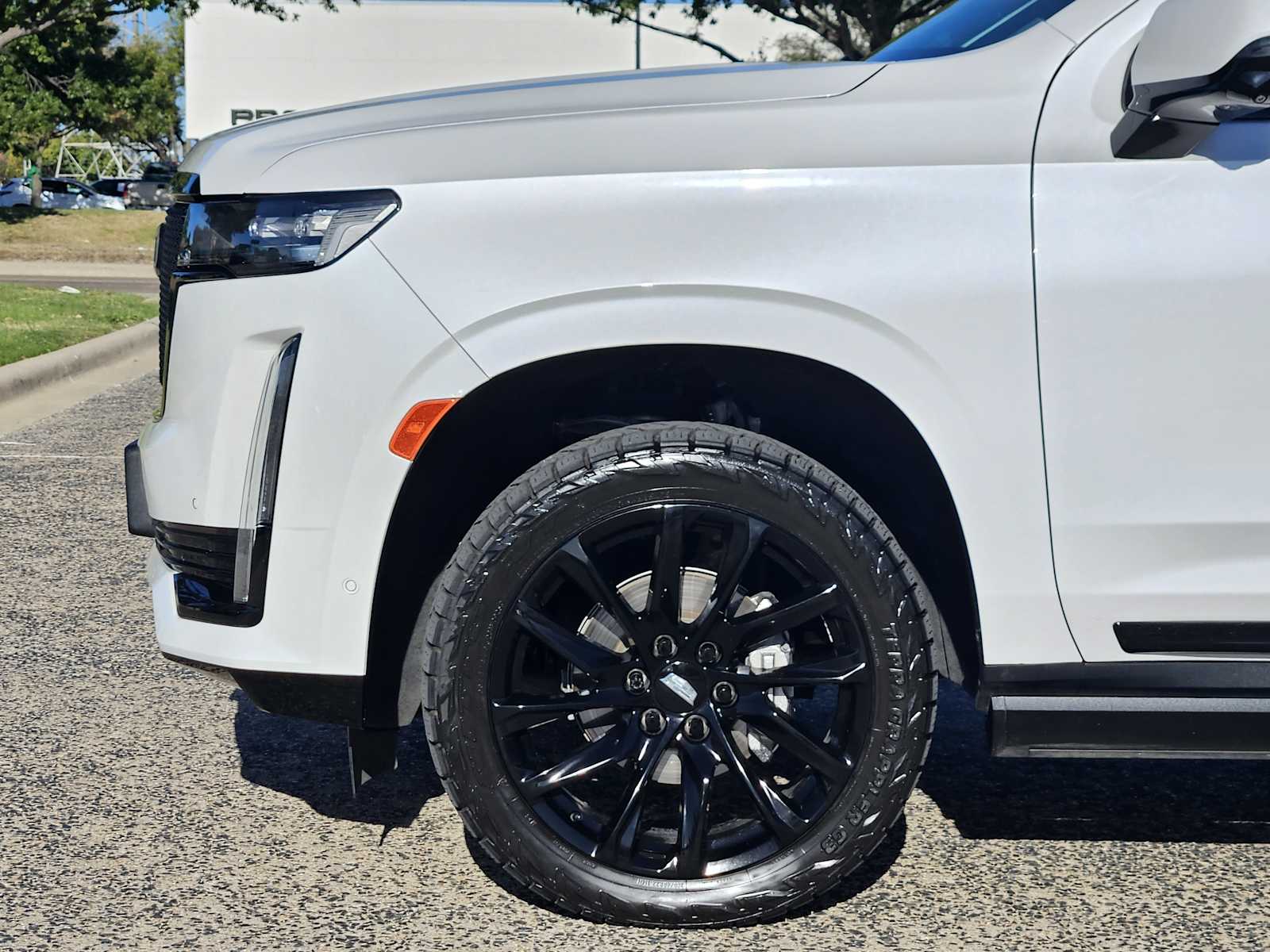 2023 Cadillac Escalade Sport Platinum photo 3