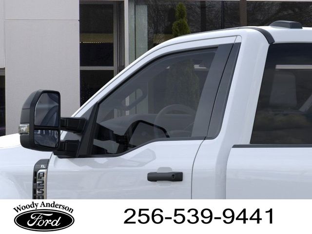 2025 Ford F-250 photo 19