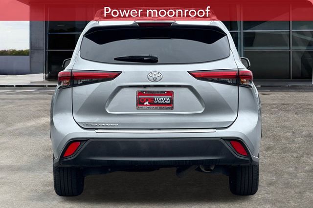 2023 Toyota Highlander XLE photo 4