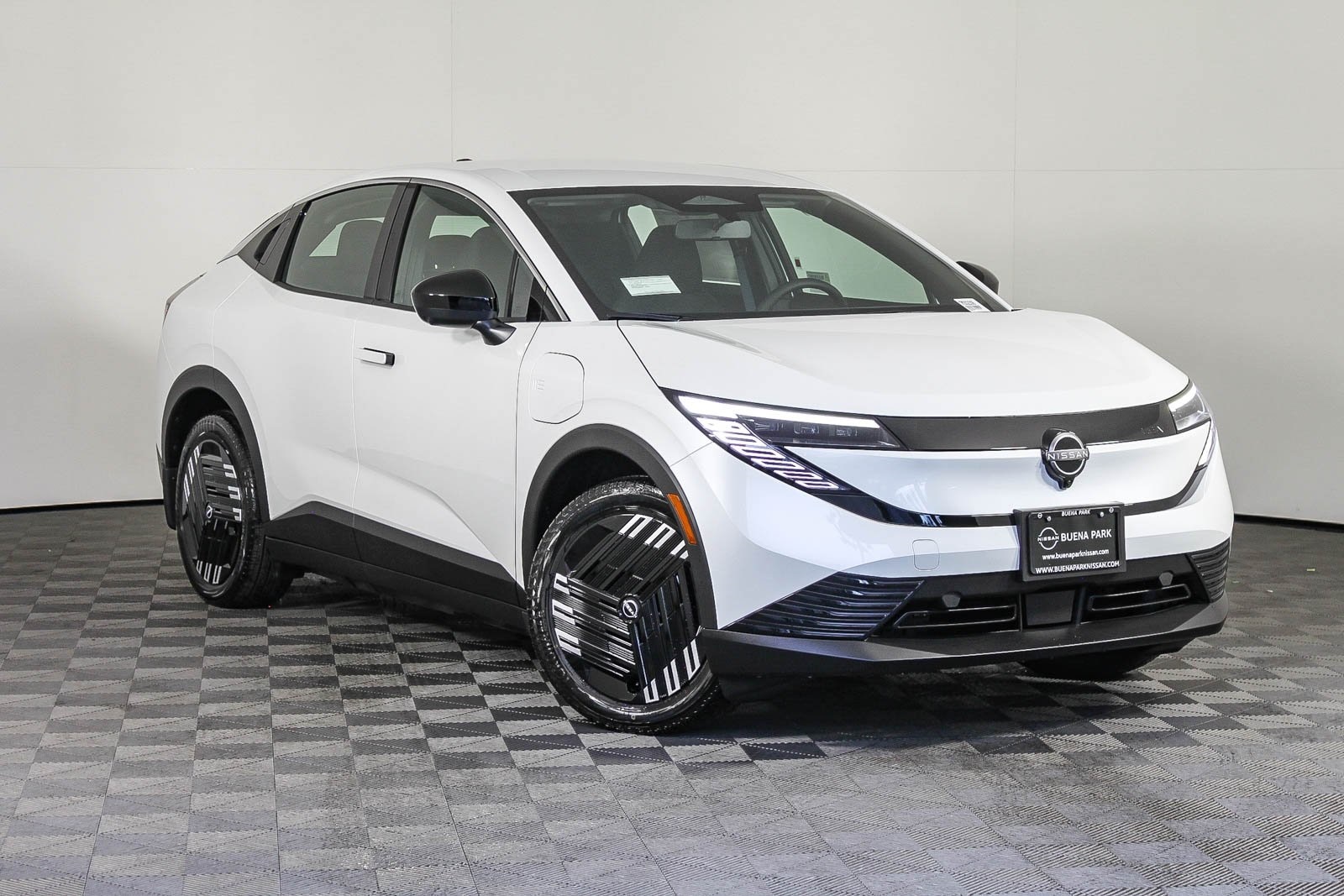 2026 Nissan LEAF S+'s photo